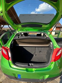 Mazda 2 1.3i 86 k, 1.majitel, TOP stav + NOVÉ PNEU 2x v ceně - 19