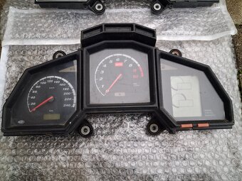 APRILIA ETV 1000 CAPONORD - 19