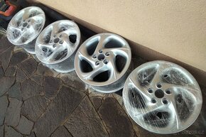 49.000km Toyota Carina E 2.0i, KLIMA-Bez Koroze-Servis 40k - 19