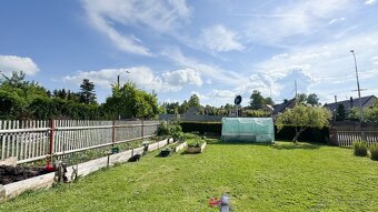 Prodej rodinného domu se zahradou, 463 m2 ,  Velká Hleďsebe  - 19