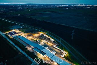 Pronájem komerčního pozemku, 8000 m2 - Měnín, ev.č. 00255 - 19