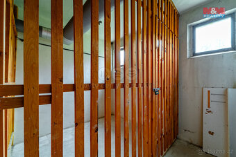 Prodej bytu 4+1, 80 m², Planá, ul. Bohušova - 19