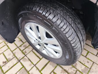 VW MULTIVAN T6 2.0TDI 110kW-1MAJITEL-SERVIS-PERFEKTNÍ STAV - 19