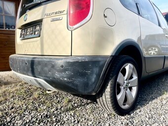 Škoda Roomster 1.2 TSi Scout - 19