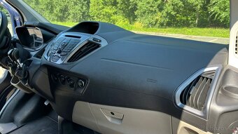 TOURNEO CUSTOM TITANIUM 2,2, 114 kW, 2014, 8 míst - 19