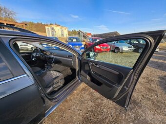 Volkswagen Passat Variant 2.0 TDi 103KW pravidelný servis - 19