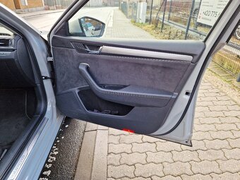 ŠKODA Superb SCOUT, 2.0 TDi (147 kW), 4x4, webasto, tažné - 19