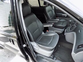 Hyundai H 1 2.5CRDi/Automat/9.míst/Kůže/ - 19
