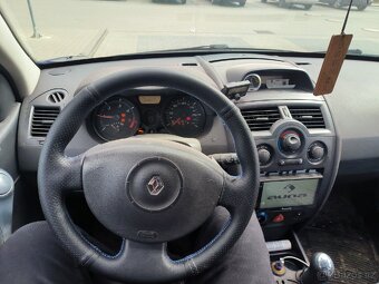 Renault Megane 2 1,5dci 63kw 2006 - 19