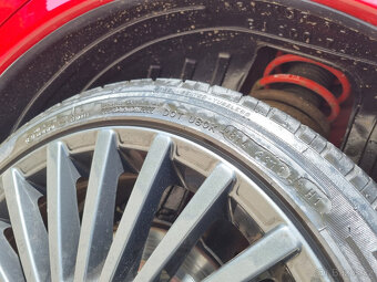 Alfa Romeo 156 2.5 V6 24V - 141 kW - 19