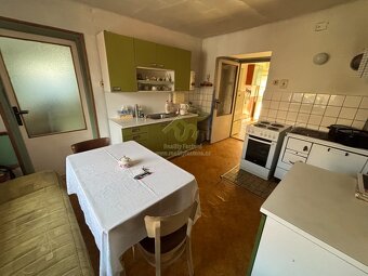 Prodej rod. domu s velkým pozemkem v Medovém Újezdě, nedalek - 19