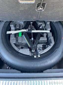 Škoda Superb L&K 140kW 4x4 DSG 80tis km ČR DPH WEBASTO - 19