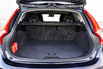 Volvo V60 D2 2.0 88kW Momentum - 19