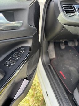 Alfa Romeo Giulietta 1.4 TB, 88kW - spolehlivá, servisovaná - 19