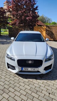 Jaguar XF 3.0 V6 - 19