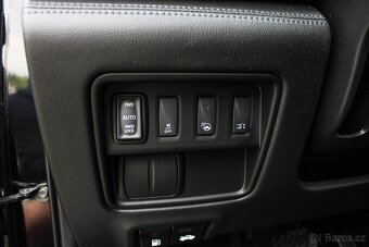 Renault Koleos 2.0 DCi INITIALE PARIS 4x4 A/T - 19
