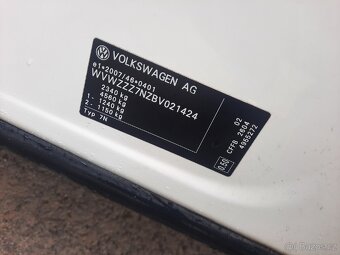 Volkswagen SHARAN 2,0 tdi 103 kw 2011 - 19