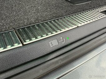 Škoda SUPERB 2.0 TDi DSG EVO MATRIX VIRTUAL WEBASTO KAMERA - 19