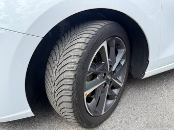 Hyundai i30 1.5 T-GDI MH • 3/2022 • 117kw • Původ ČR • ACC - 19