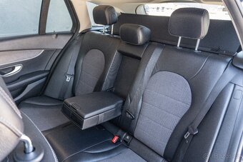 Mercedes-Benz C180 Kombi AMG Line - 19
