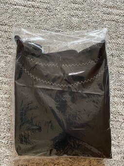 Nové dámské pouzdrové šaty Six Friends - 19