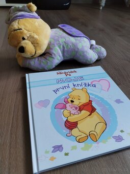 Kniha pro miminko s hrajícím medvídkem Pú - 19