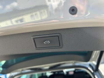 ŠKODA KODIAQ 2.0TDI 110KW DSG 7-MÍST STYLE + NAVI FULL LED - 19