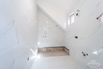 Dům, 7+kk, 180 m2, po rekonstrukci, pozemek 250 m2, Hlavenec - 19