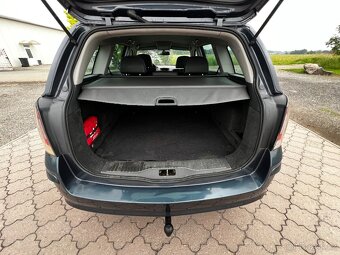 Opel Astra, 1,9 CDTi  COMBI 88 kW AUT COSMO - 19