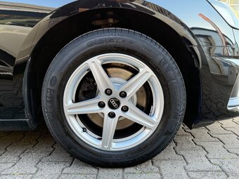 Audi A4 Avant 2.0TDI 120kW AUT. Press&Drive Full LED DAB - 19