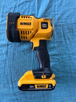 Dewalt 20V Max Job Site Spotlight  LED Lights Nové Na Prodej - 19
