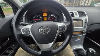 TOYOTA AVENSIS 1.8 16V LIFE 108KW 1MAJITEL - 19