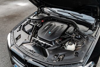 BMW 530d xDrive Mpaket,HK,nocni videni,Matrix,keyless + DPH - 19
