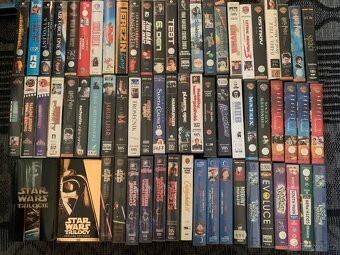 Prodám VHS Videokazety +800ks - 19