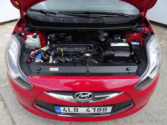 Hyundai IX20,1majČR,S.kniha,klima,ESP - 19