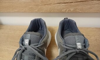 Nike dámské sportovní tenisky vel. 38 - 19
