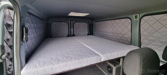 Mercedes Sprinter Tourer 211 – 8 míst, obytná vest. TOP STAV - 19