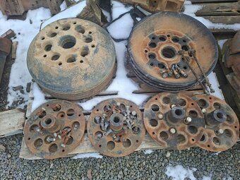 Zetor uřI  díly - 19