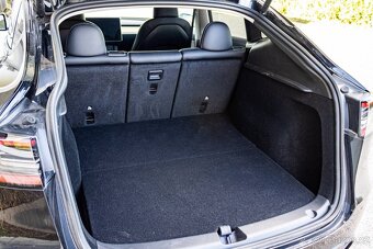 Tesla Model Y Long Range 378kW / TOP STAV / Aj na splátky / - 19