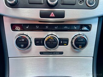 Volkswagen Passat 2,0 TDi DSG HIGHLINE / NAVI / 2013 - 19