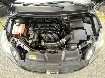 Ford Focus 1,6 i Navigace, Senzory, ALU - 19