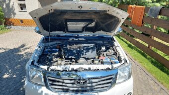 Toyota Hilux - 19