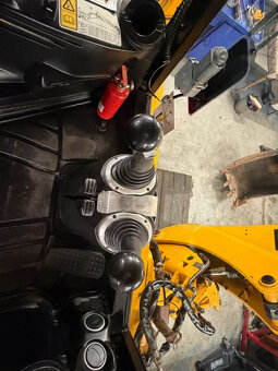 JCB 3CX traktorbáger - Možný odpočet DPH - 19