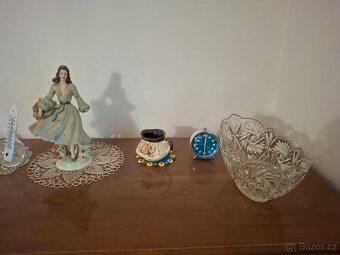 Porcelánové a skleněné sady - 19