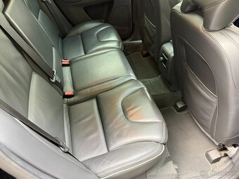 Volvo XC60 D5 AWD R-Design - 19