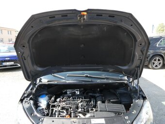Volkswagen Caddy 1.6 TDi 75kW, 7.míst, serviska - 19