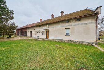 Prodej bývalé zemědělské usedlosti s rozsáhlými pozemky - 19