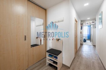 Prodej světlého bytu 3+1 s lodžií – 81 m², Praha – Horní Měc - 19