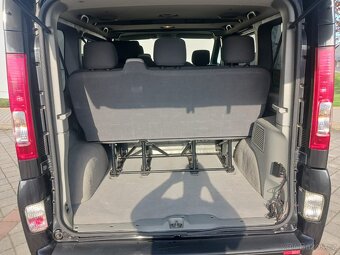 Opel Vivaro 2,5 CDTI - 19