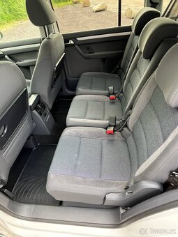 VW Touran, 2.0 tdi, 103kw, 2012, výhřev, digi, parkasist - 19